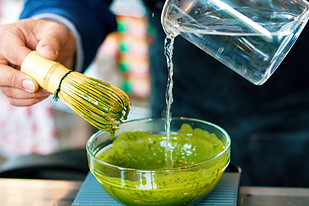 How to prepare Match Green Tea